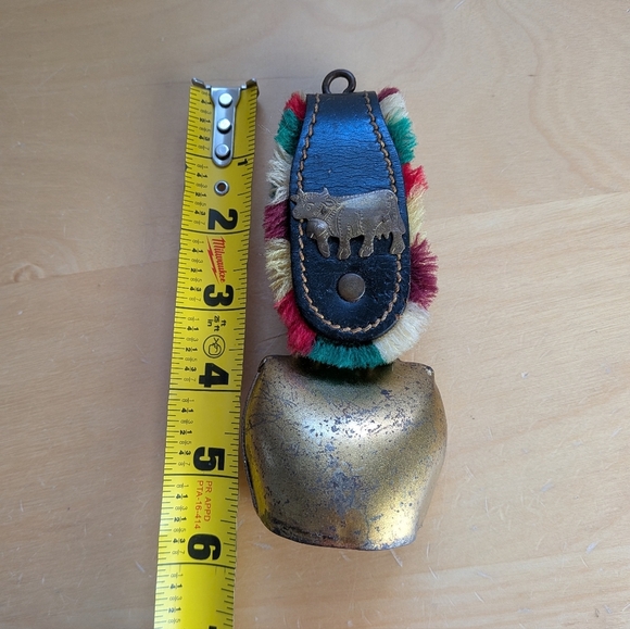 VINTAGE European Brass Cow Bell Collectible Item - Picture 6 of 7